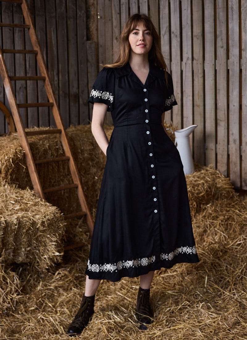 embroidered black shirt dress Noir Slit Shirt Dress main image 0
