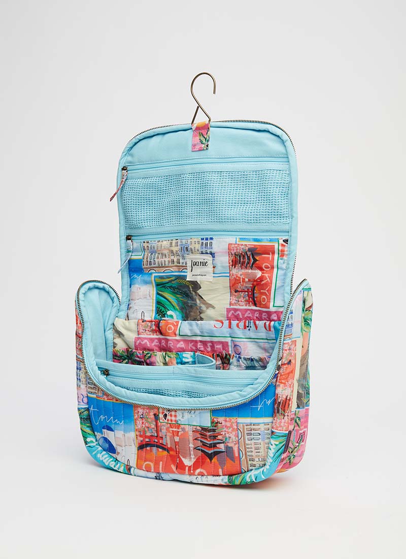 Garda Postcard Print Quilted Hanging Wash Bag Vintage-Inspired