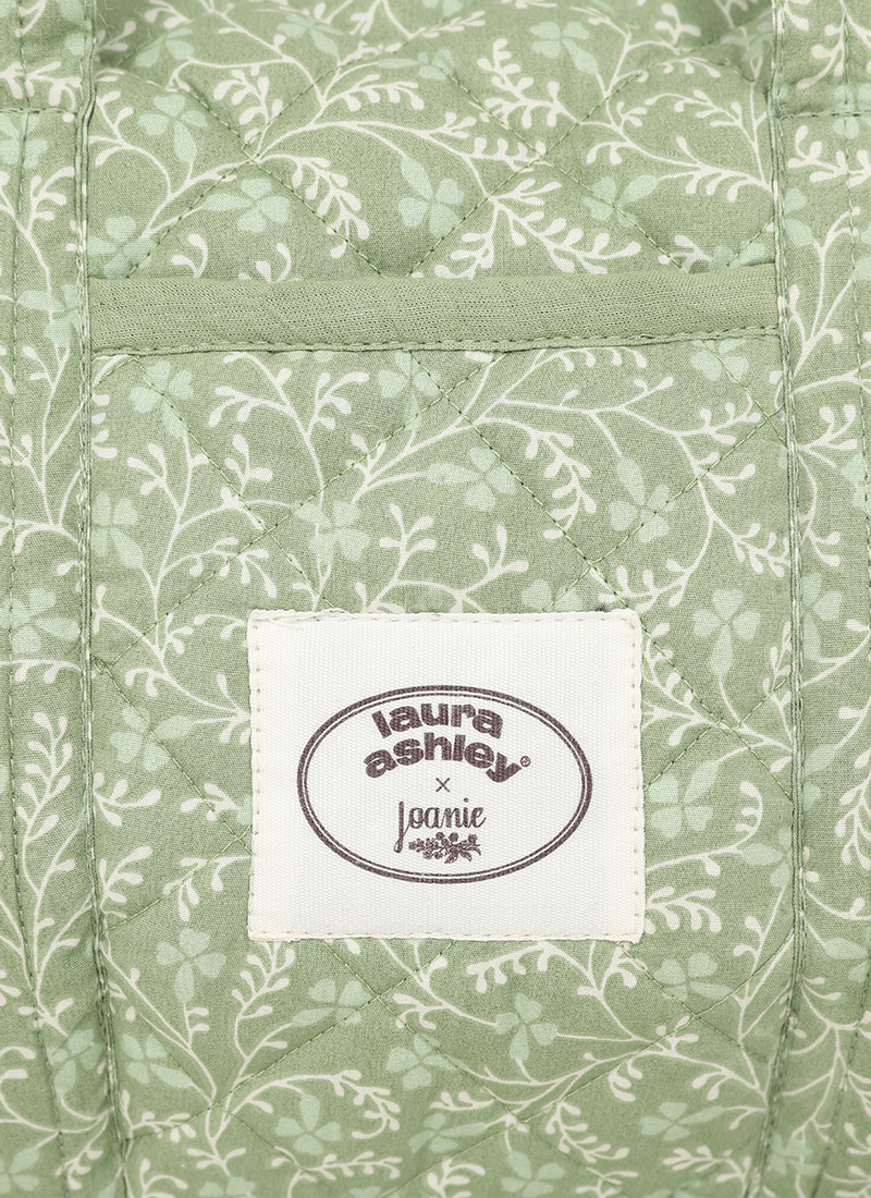 Laura Ashley X Joanie - Merthyr Campion Floral Print Quilted Overnight Bag