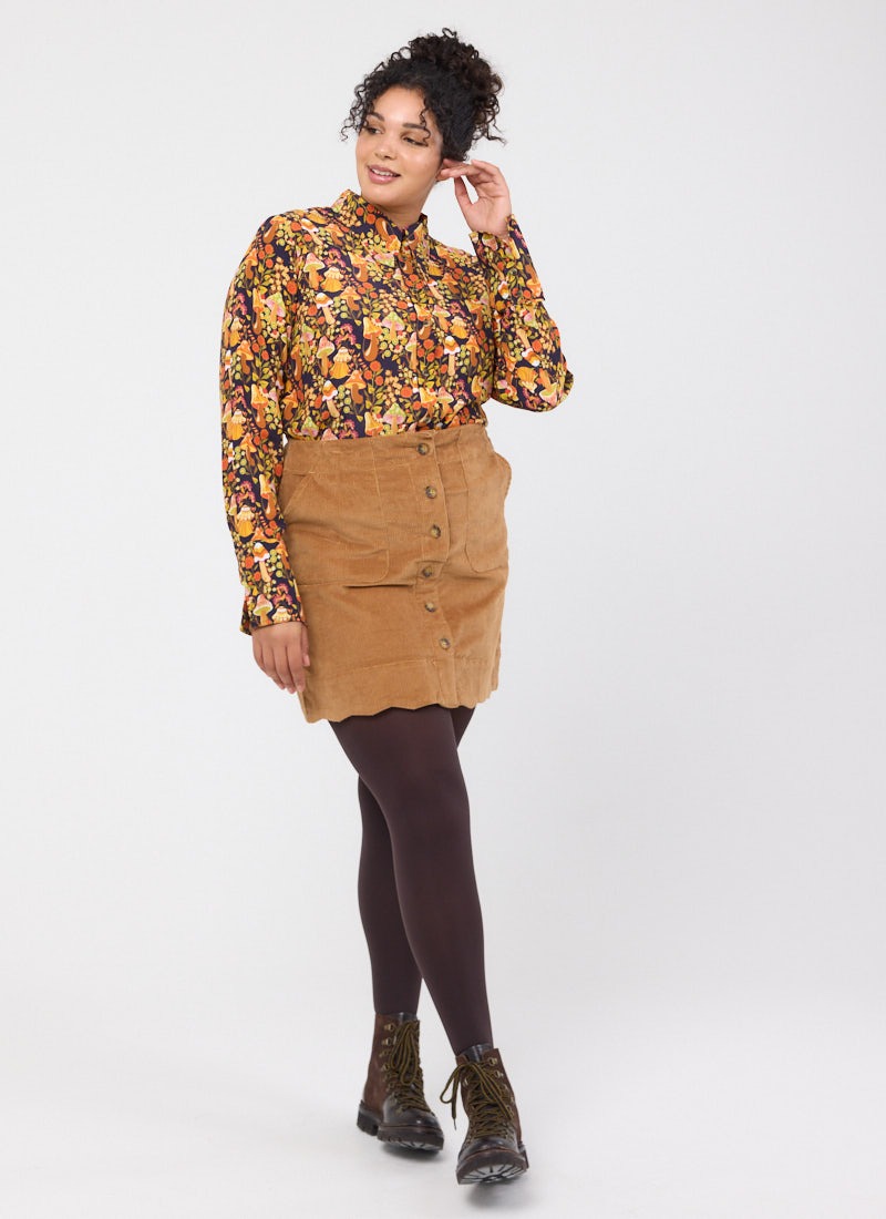 Velma Mushroom Print Blouse '70s-Inspired Dagger Collar Shirt
